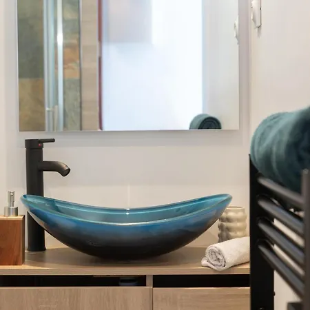 Cosy Nest - Host Provence شقة